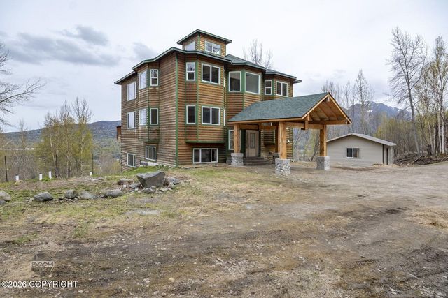 18699 Stonehill Drive, Eagle River, AK 99577