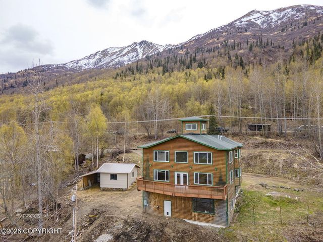 18699 Stonehill Drive, Eagle River, AK 99577