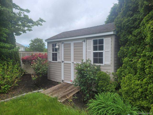 312 Riley Avenue, Calverton, NY 11933