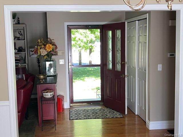 312 Riley Avenue, Calverton, NY 11933