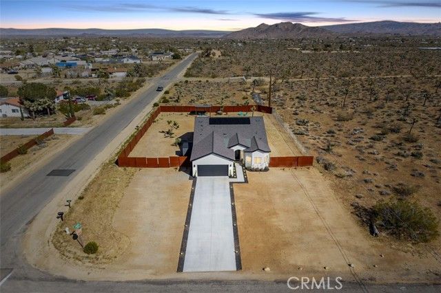 3893 La Habra, Yucca Valley, CA 92284