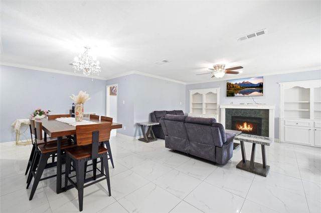8226 Misty Ridge Lane, Houston, TX 77071