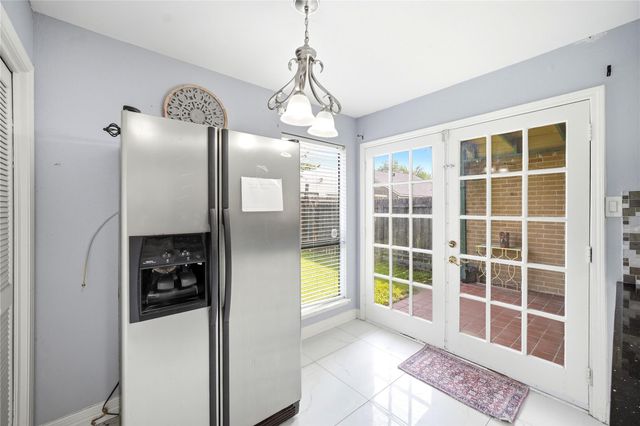 8226 Misty Ridge Lane, Houston, TX 77071