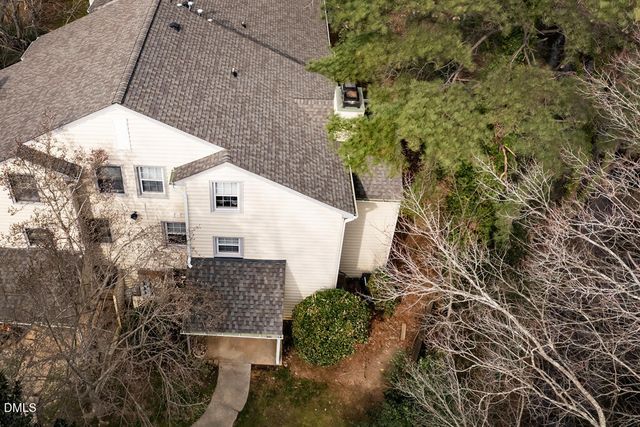 412 Oak Hollow Court, Raleigh, NC 27613