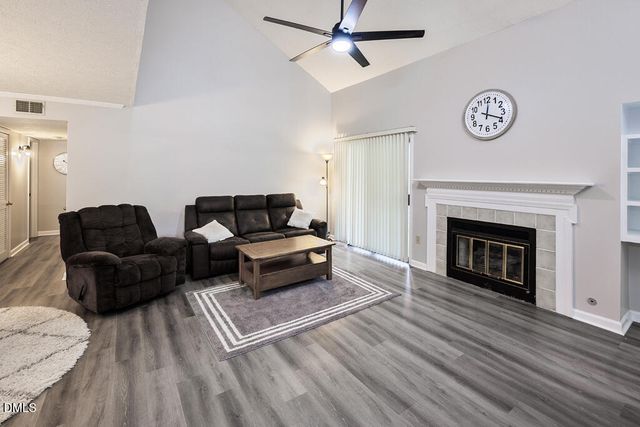 412 Oak Hollow Court, Raleigh, NC 27613