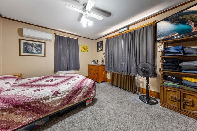 18 8th Street NW, Faribault, MN 55021