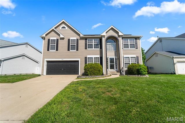 923 Holliday Drive, Fairview Heights, IL 62208