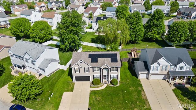 923 Holliday Drive, Fairview Heights, IL 62208