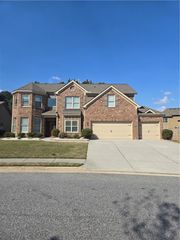 1404 Slate Bend Drive, Dacula, GA 30019