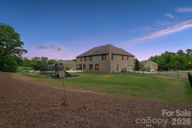 726 Lingfield Lane, Waxhaw, NC 28173
