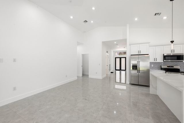 4530 NW 36th Court, Fort Lauderdale, FL 33319