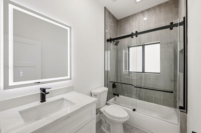 4530 NW 36th Court, Fort Lauderdale, FL 33319