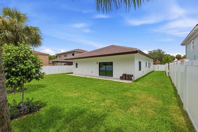4530 NW 36th Court, Fort Lauderdale, FL 33319