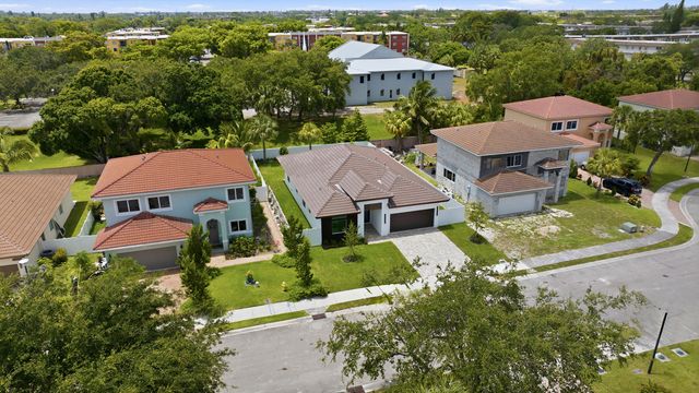 4530 NW 36th Court, Fort Lauderdale, FL 33319