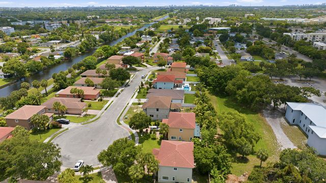 4530 NW 36th Court, Fort Lauderdale, FL 33319