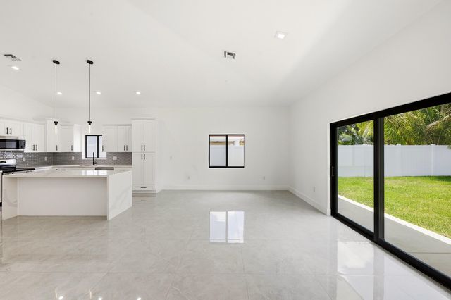 4530 NW 36th Court, Fort Lauderdale, FL 33319