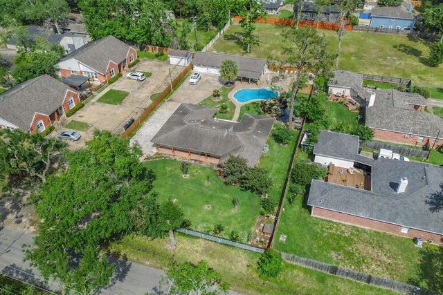 1914 Peppermill Road, Houston, TX 77080