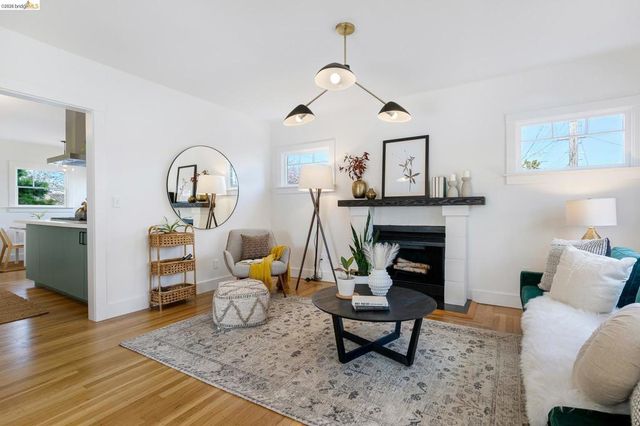 1400 1400 Santa Fe Ave, Berkeley, CA 94702