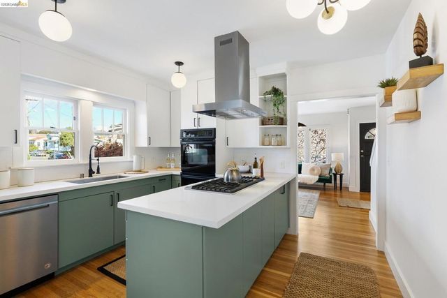 1400 1400 Santa Fe Ave, Berkeley, CA 94702