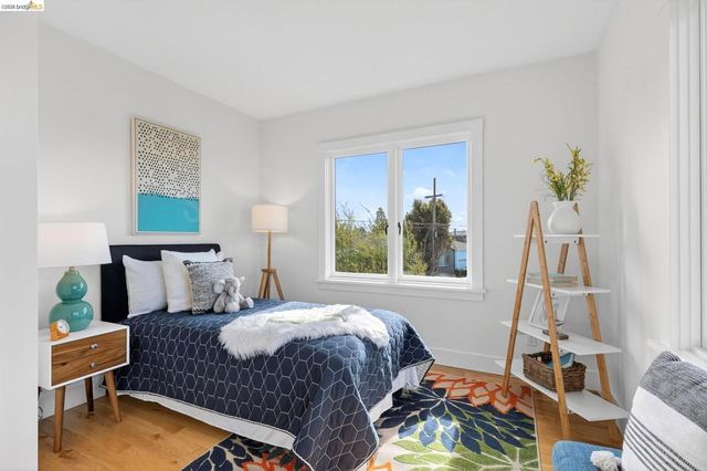 1400 1400 Santa Fe Ave, Berkeley, CA 94702