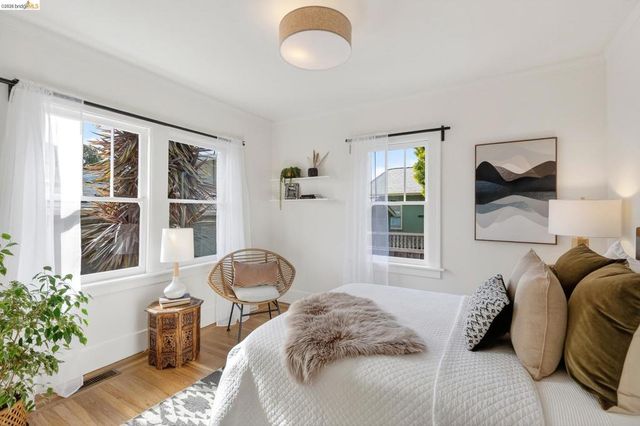 1400 1400 Santa Fe Ave, Berkeley, CA 94702