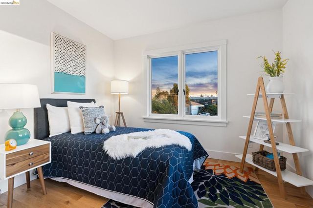 1400 1400 Santa Fe Ave, Berkeley, CA 94702