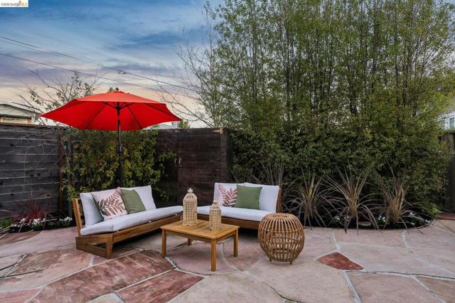 1400 1400 Santa Fe Ave, Berkeley, CA 94702