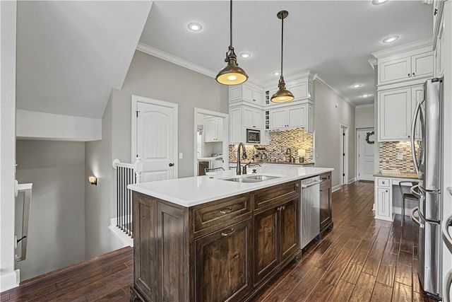 8424 Preston Trail, Bentonville, AR 72712