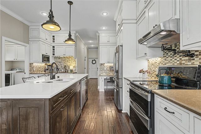 8424 Preston Trail, Bentonville, AR 72712