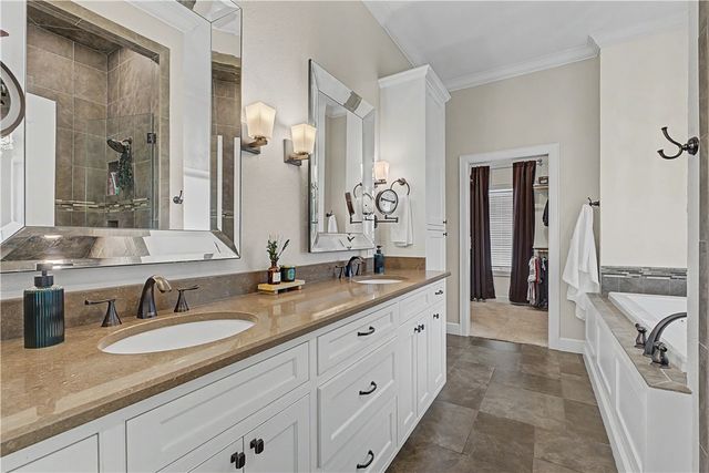 8424 Preston Trail, Bentonville, AR 72712