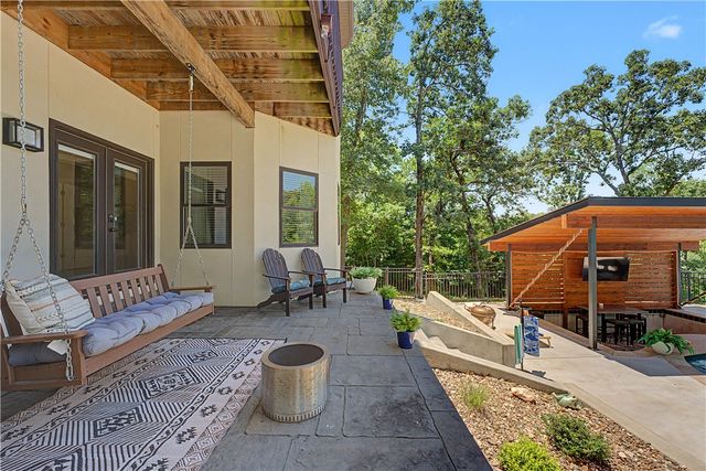 8424 Preston Trail, Bentonville, AR 72712