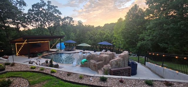 8424 Preston Trail, Bentonville, AR 72712