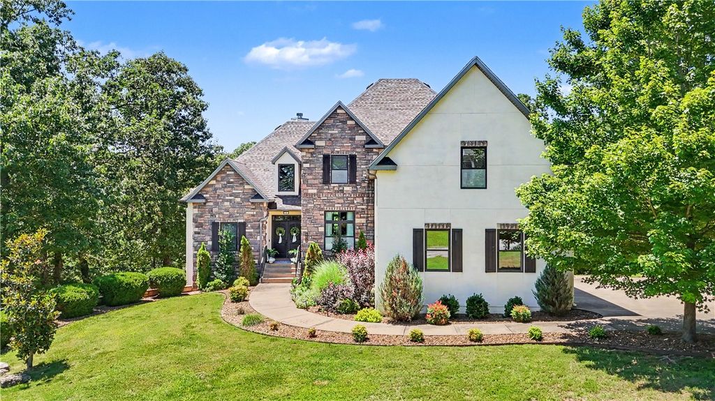 8424 Preston Trail, Bentonville, AR 72712