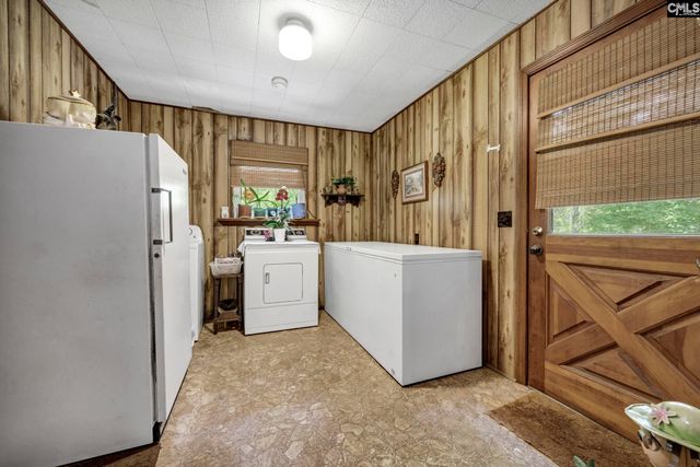 560 Harmon Road, Hopkins, SC 29061