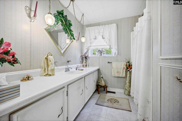 560 Harmon Road, Hopkins, SC 29061