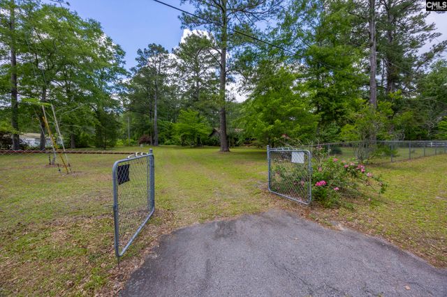 560 Harmon Road, Hopkins, SC 29061