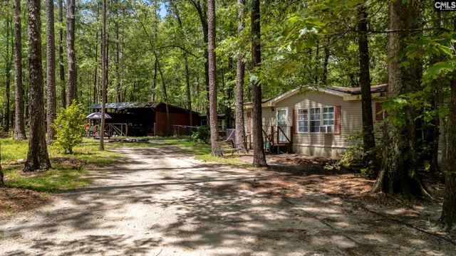 560 Harmon Road, Hopkins, SC 29061