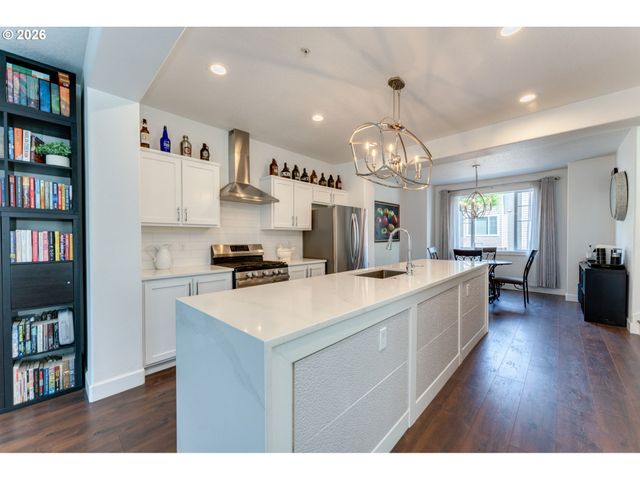 15385 Sw MALLARD Dr 101, Beaverton, OR 97007