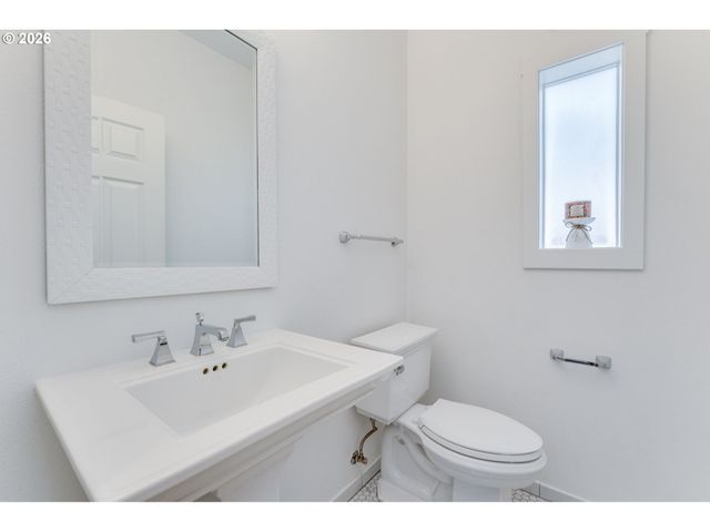15385 Sw MALLARD Dr 101, Beaverton, OR 97007