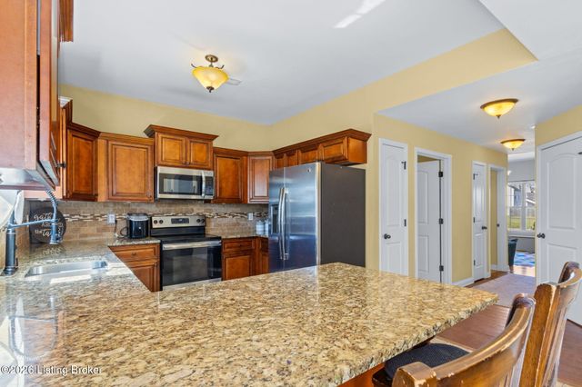 144 Shirley Blvd, Vine Grove, KY 40175