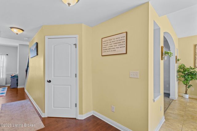 144 Shirley Blvd, Vine Grove, KY 40175