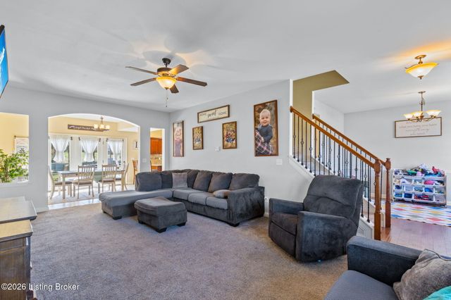 144 Shirley Blvd, Vine Grove, KY 40175