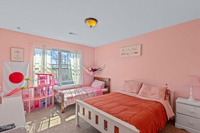 144 Shirley Blvd, Vine Grove, KY 40175