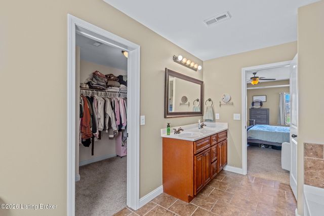 144 Shirley Blvd, Vine Grove, KY 40175