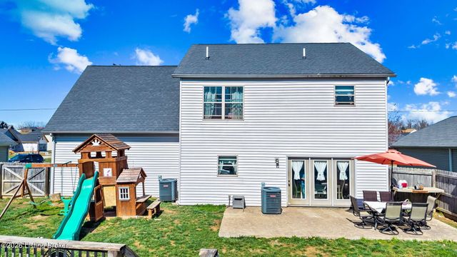 144 Shirley Blvd, Vine Grove, KY 40175