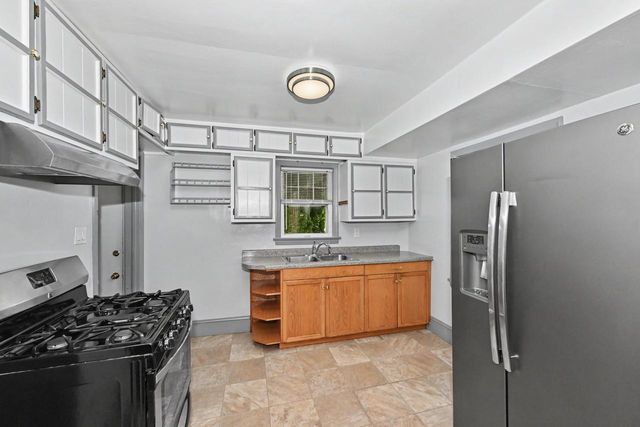 10126 S Judith PLACE, Oak Creek, WI 53154