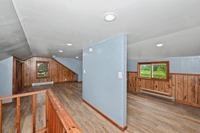 10126 S Judith PLACE, Oak Creek, WI 53154