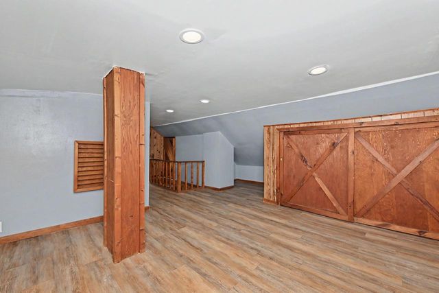 10126 S Judith PLACE, Oak Creek, WI 53154