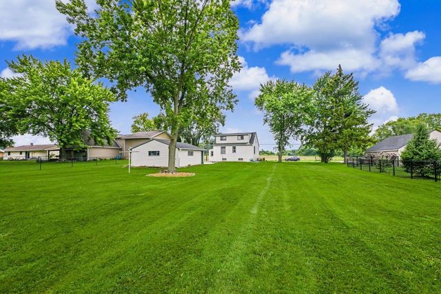 10126 S Judith PLACE, Oak Creek, WI 53154