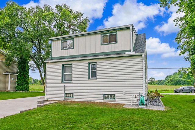 10126 S Judith PLACE, Oak Creek, WI 53154